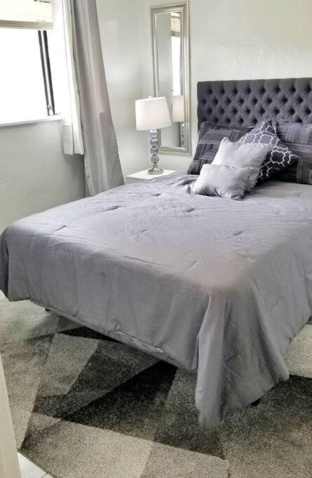Ultra Glam Apartment 5 Miles From Hard Rock Casino Hollywood Exterior photo